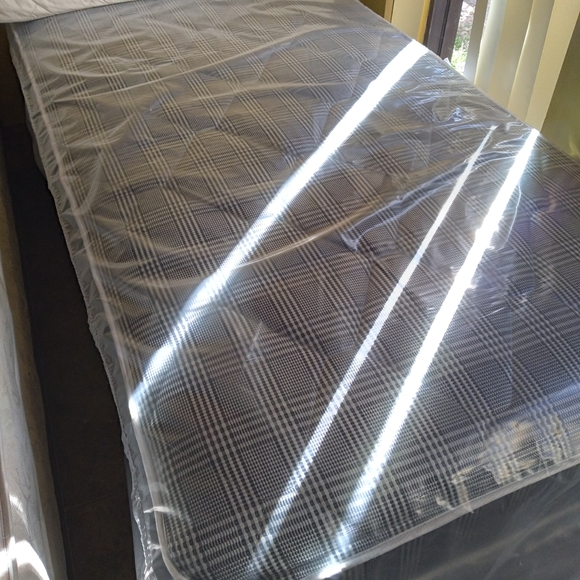 LL SIZE MATTRESS SETS